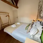 Centre Climatise Vue Chateau *