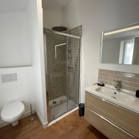 Centre Climatise Vue Chateau Apartment