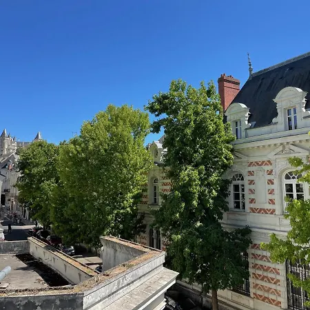 Centre Climatise Vue Chateau Saumur