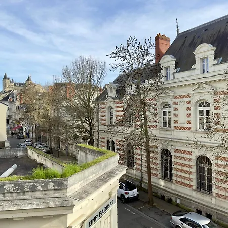 Centre Climatise Vue Chateau *