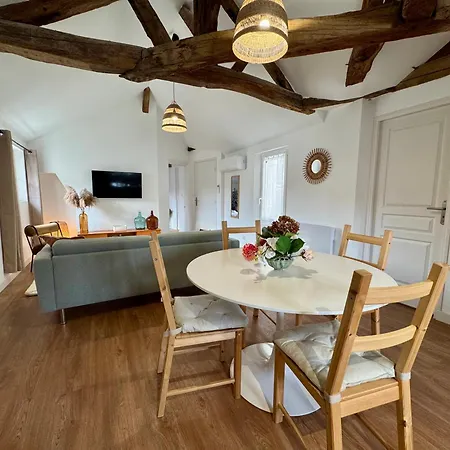 Centre Climatise Vue Chateau