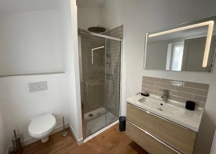 Centre Climatise Vue Chateau Apartment