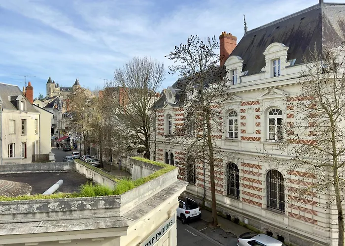 Centre Climatise Vue Chateau *