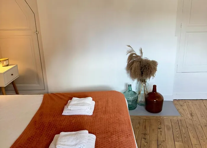 Centre Climatise Vue Chateau Apartment