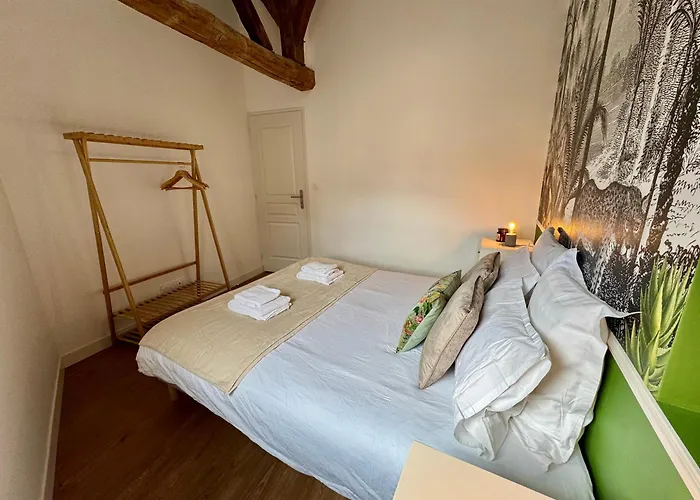 Centre Climatise Vue Chateau *