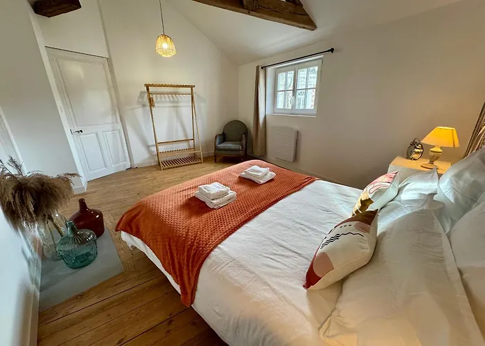 Centre Climatise Vue Chateau *