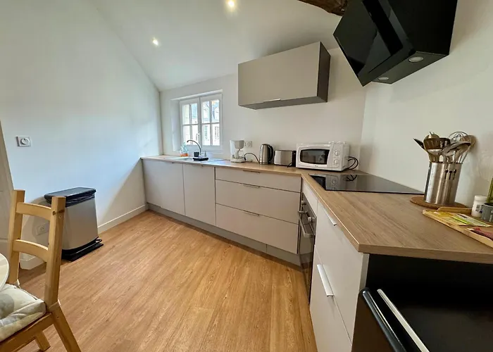 Centre Climatise Vue Chateau Apartment